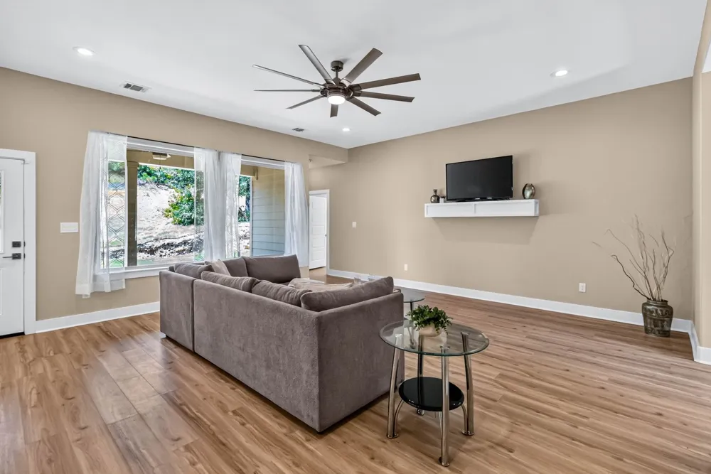 106 Kaapahu Drive Bastrop, TX 78602