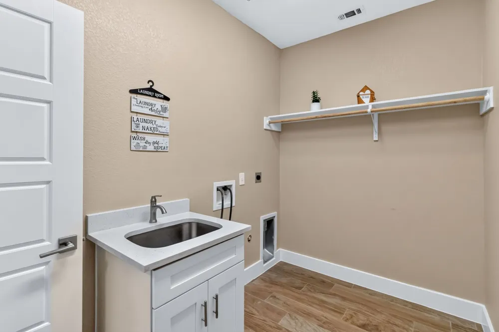 106 Kaapahu Drive Bastrop, TX 78602