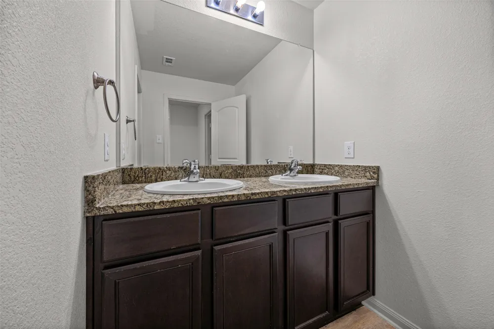 19812 Hubert R Humphrey Road Manor, TX 78653