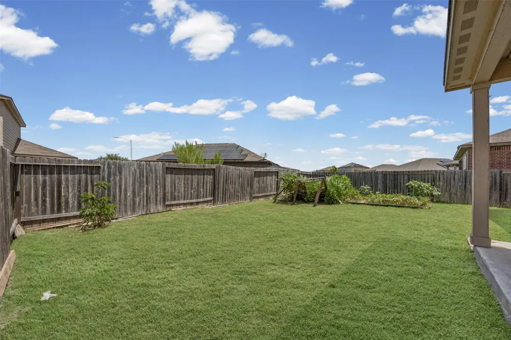 19812 Hubert R Humphrey Road Manor, TX 78653