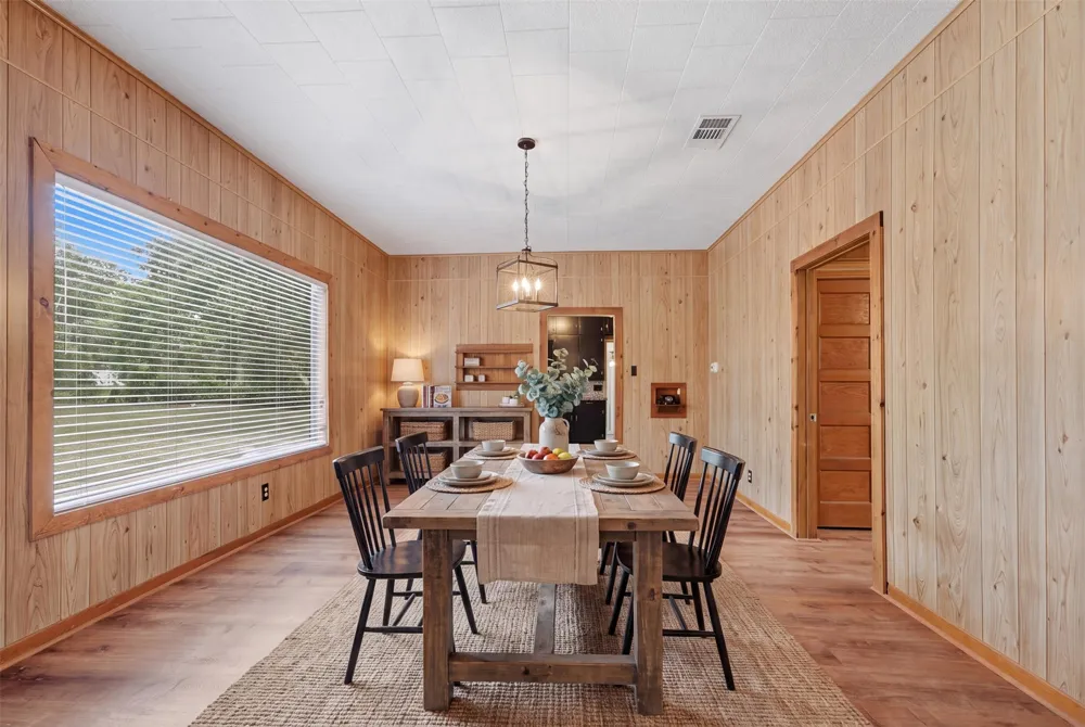 104 Bright Street Gonzales, TX 78629
