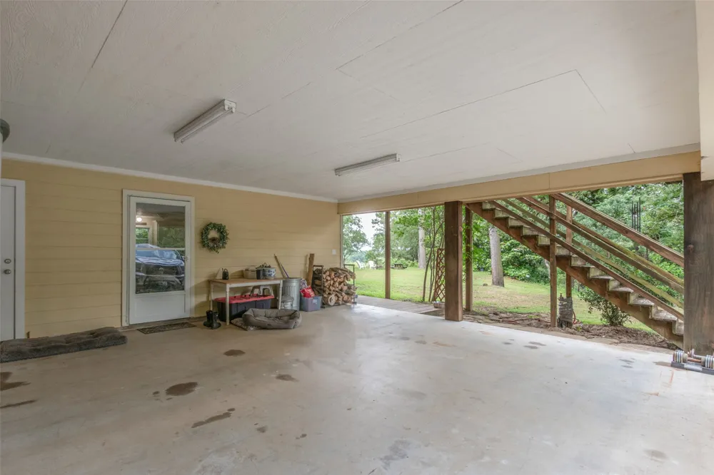 9997 Calhoun Road Bryan, TX 77808