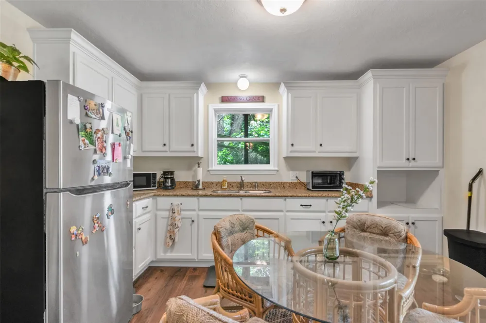 9997 Calhoun Road Bryan, TX 77808