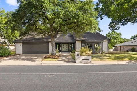 10707 Pinehurst Drive