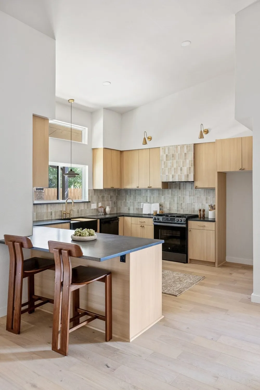 10707 Pinehurst Drive Austin, TX 78747
