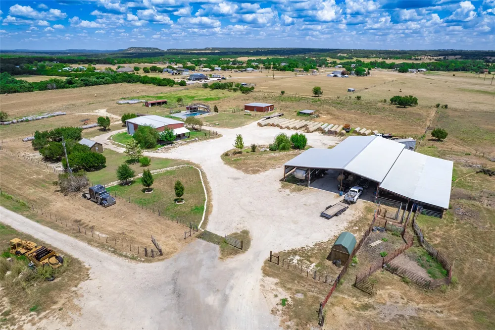 1301 County Road 228 Florence, TX 76527