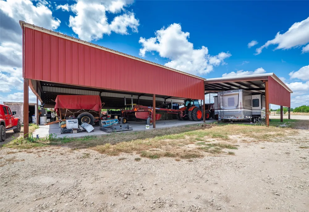 1301 County Road 228 Florence, TX 76527