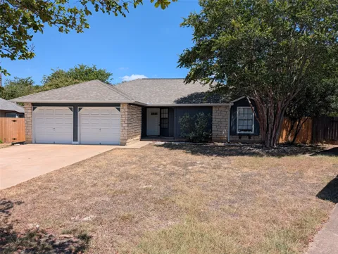 502 Dry Creek Cove