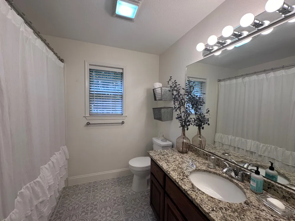 460 Tahitian Drive Bastrop, TX 78602