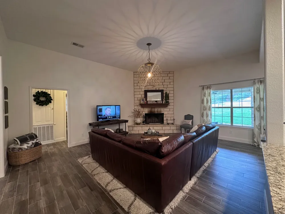 460 Tahitian Drive Bastrop, TX 78602