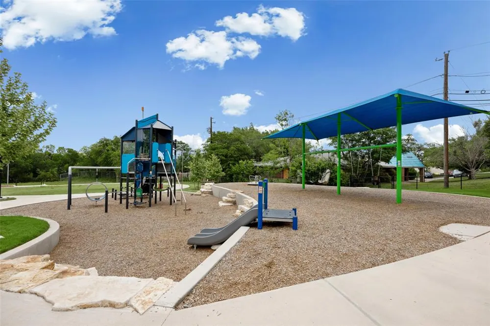 8407 Red Willow Drive Austin, TX 78736