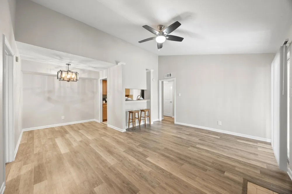 3204 Menchaca Road #104 Austin, TX 78704
