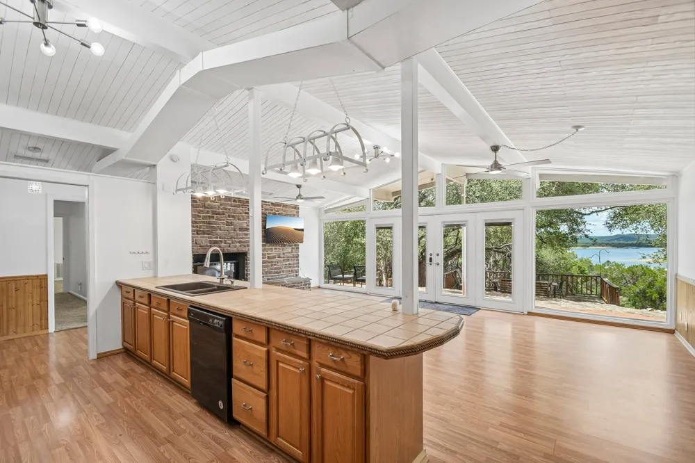 21103 Dawn Drive Lago Vista, TX 78645