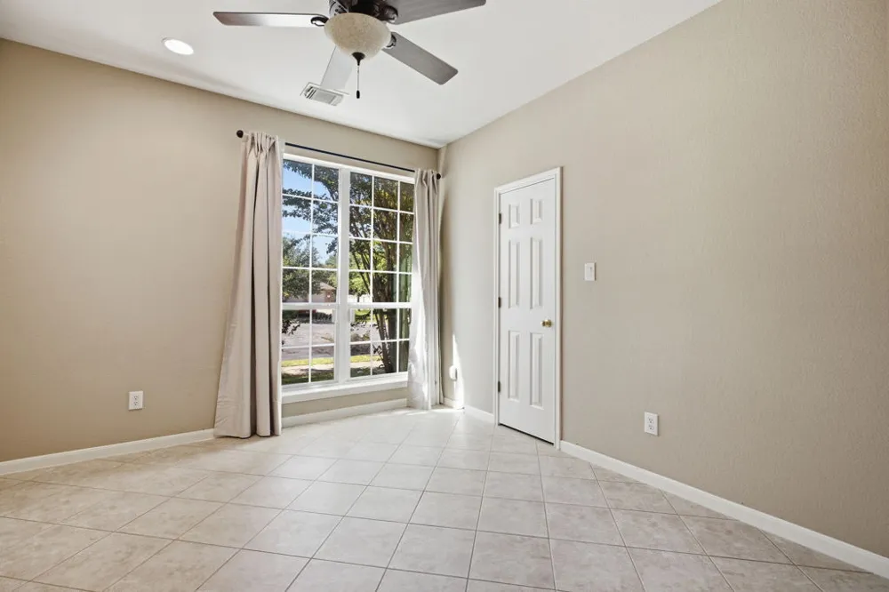 904 Winding Creek Place Round Rock, TX 78665