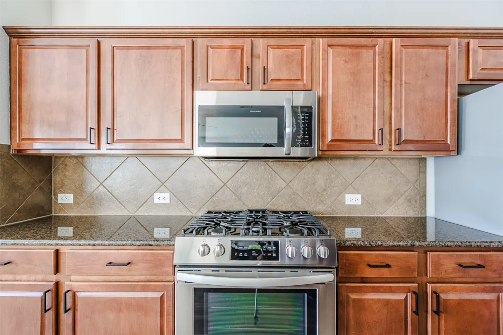 394 Verano Circle Kyle, TX 78640