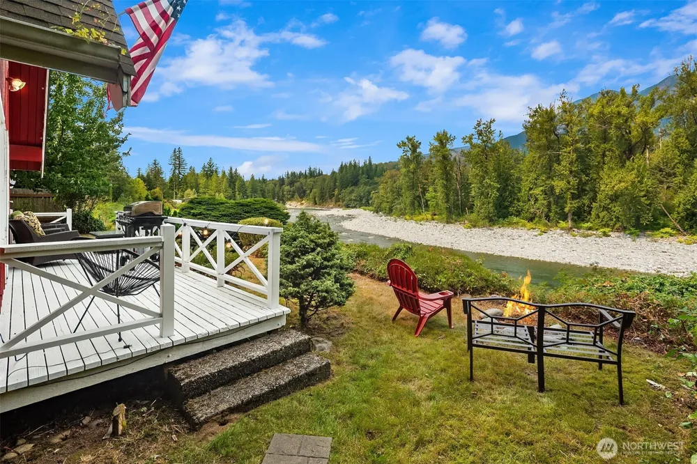 18005 433rd Avenue SE Gold Bar, WA 98251