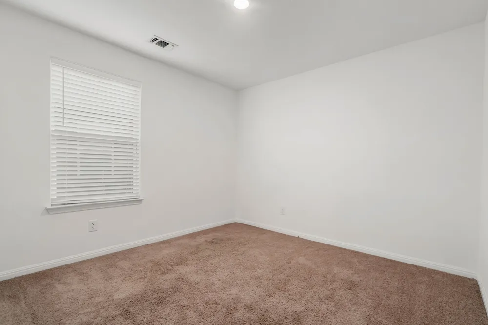 133 Dupont Pass Jarrell, TX 76537