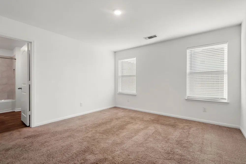 133 Dupont Pass Jarrell, TX 76537