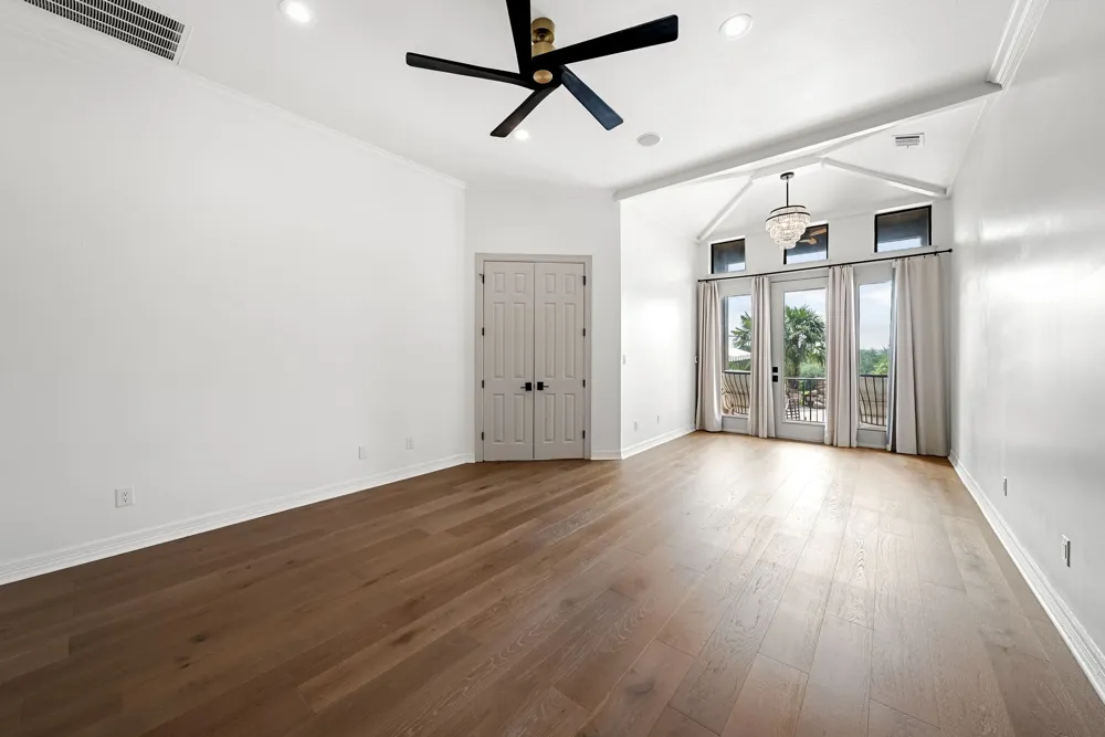 1801 Eagles Glen Cove Austin, TX 78732