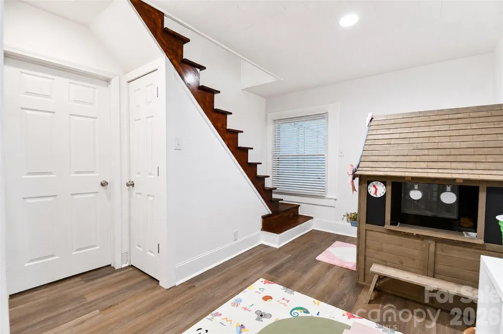 710 Sloop Avenue Kannapolis, NC 28083