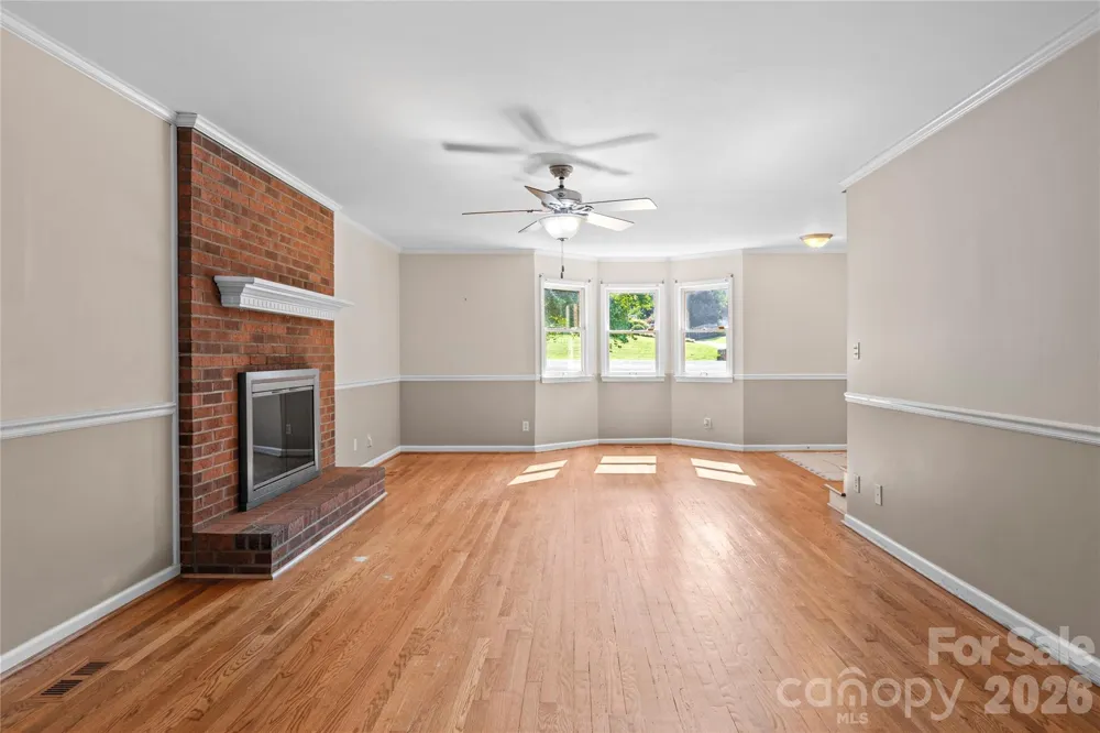 6045 Stone Bluff Drive Clemmons, NC 27012