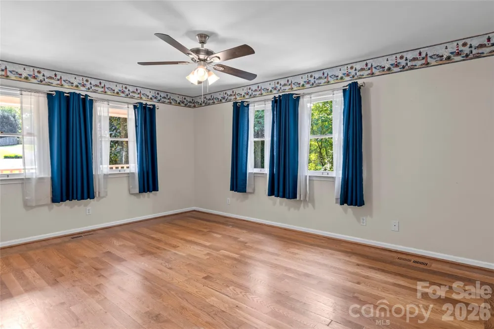 6045 Stone Bluff Drive Clemmons, NC 27012