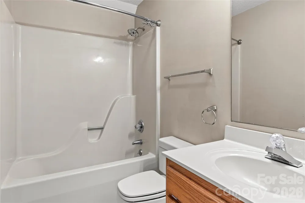 6045 Stone Bluff Drive Clemmons, NC 27012