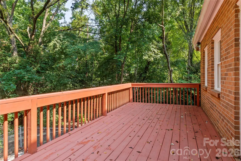 6045 Stone Bluff Drive Clemmons, NC 27012