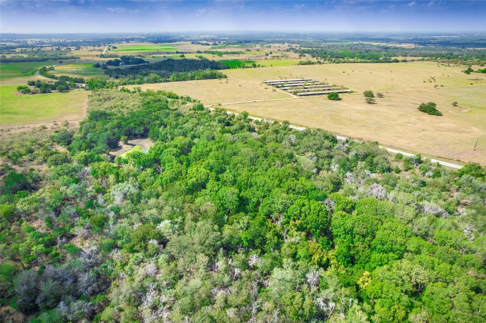 12135 Fm 1322 Luling, TX 78648