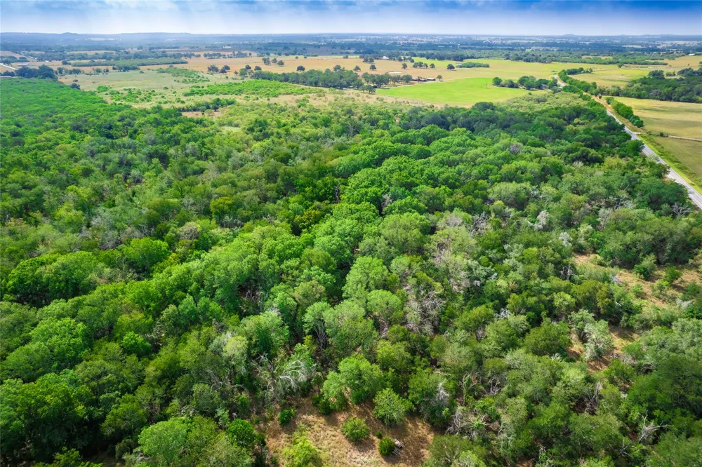 12135 Fm 1322 Luling, TX 78648