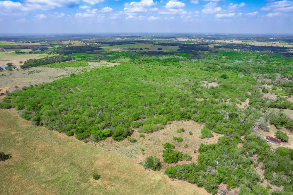 12135 Fm 1322 Luling, TX 78648