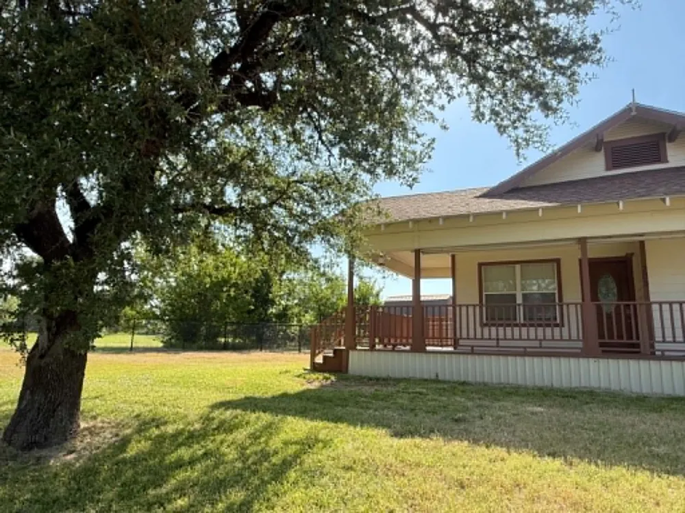203 Avenue C Gustine, TX 76455