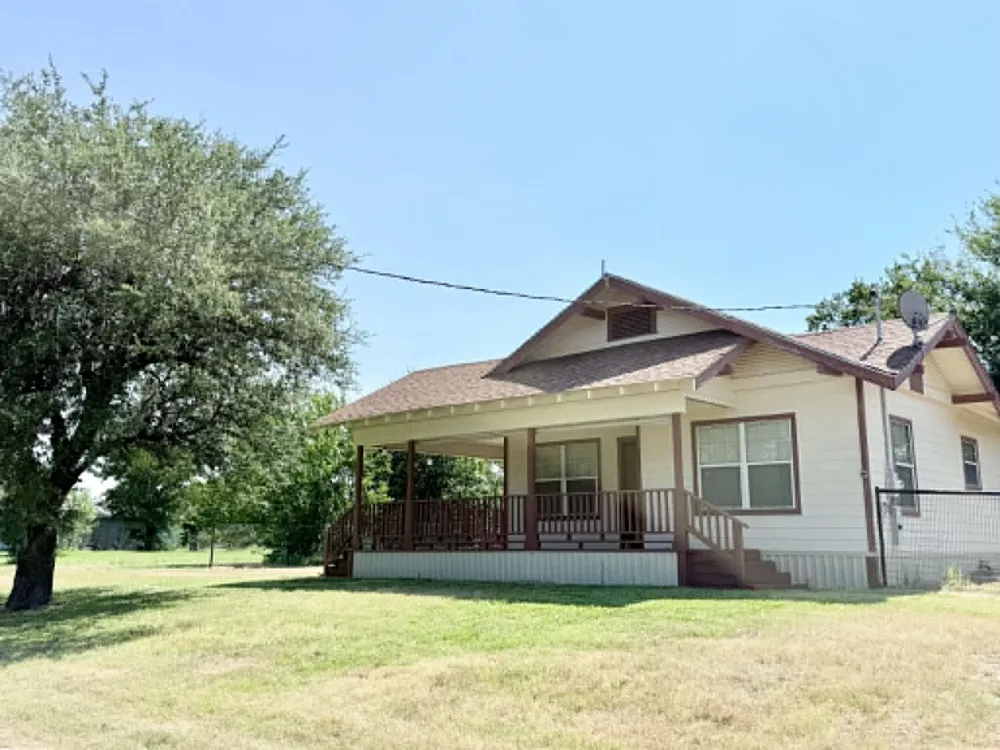 203 Avenue C Gustine, TX 76455