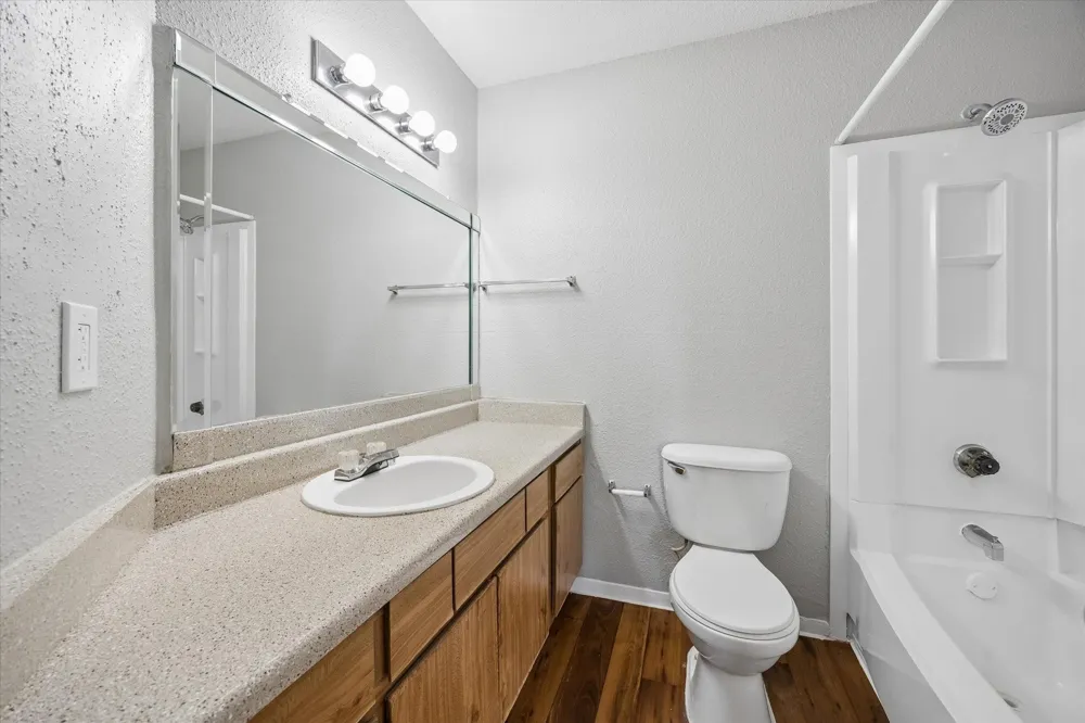 1660 W T C Jester Boulevard #106 Houston, TX 77008