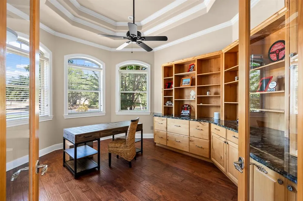 2308 Walsh Drive Round Rock, TX 78681