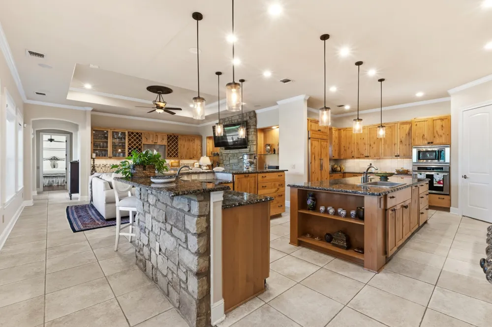 2308 Walsh Drive Round Rock, TX 78681