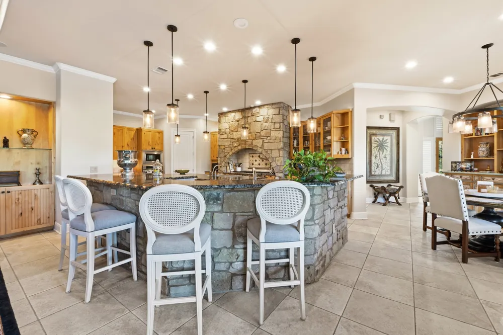 2308 Walsh Drive Round Rock, TX 78681