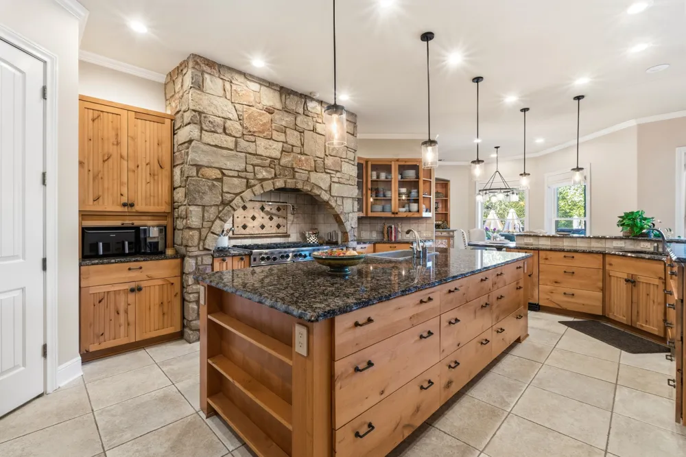 2308 Walsh Drive Round Rock, TX 78681