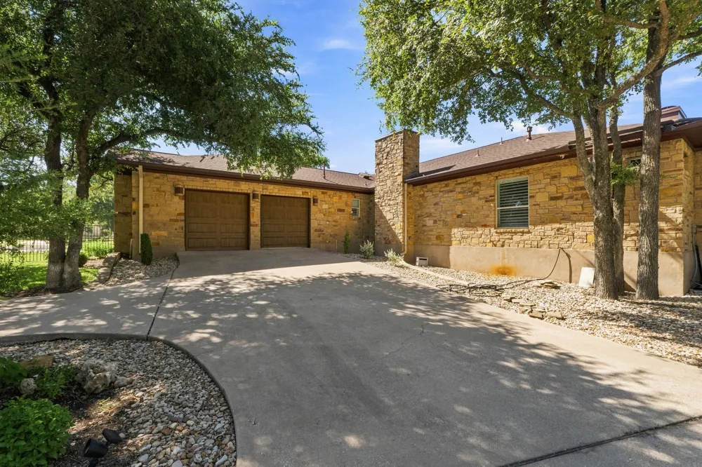2308 Walsh Drive Round Rock, TX 78681