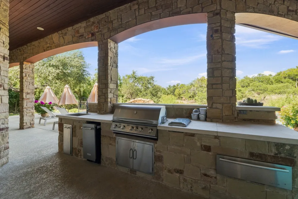 2308 Walsh Drive Round Rock, TX 78681