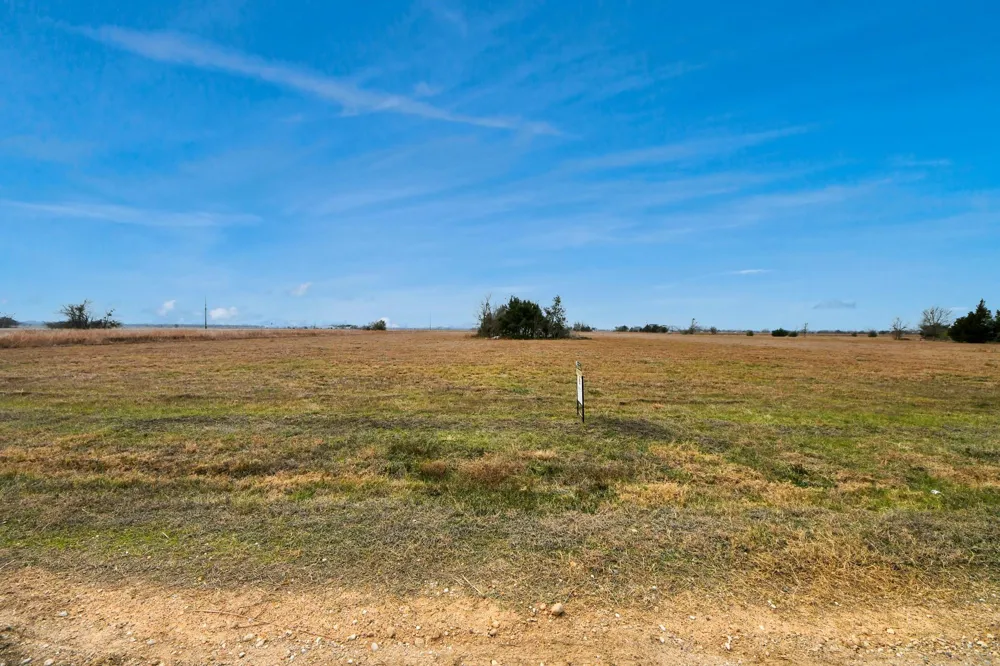 3 Langberg Road Bellville, TX 77474