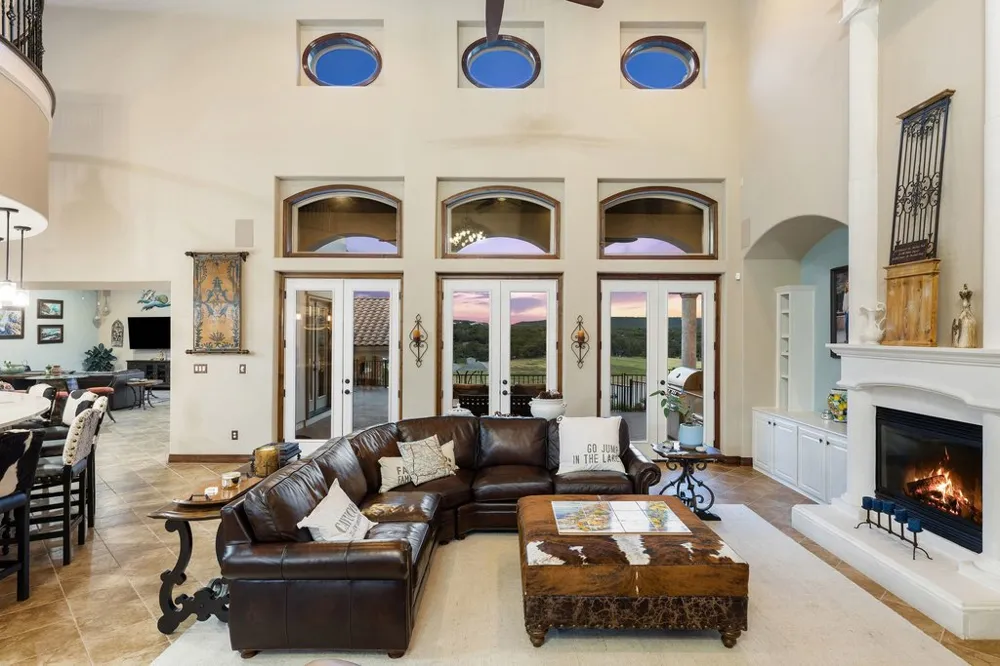 17508 Northlake Hills Drive Jonestown, TX 78645