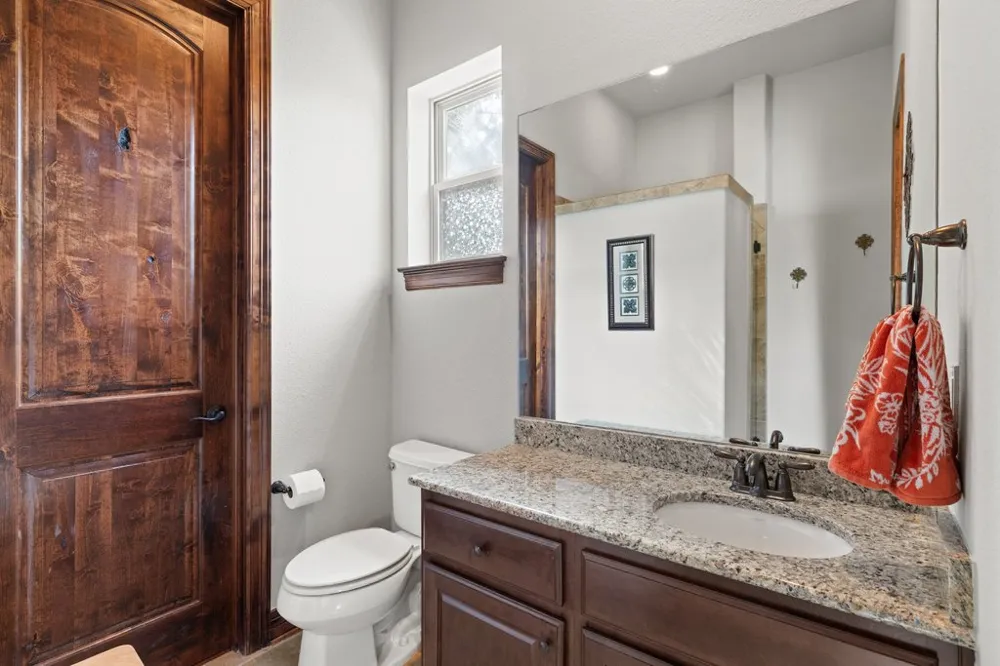 17508 Northlake Hills Drive Jonestown, TX 78645