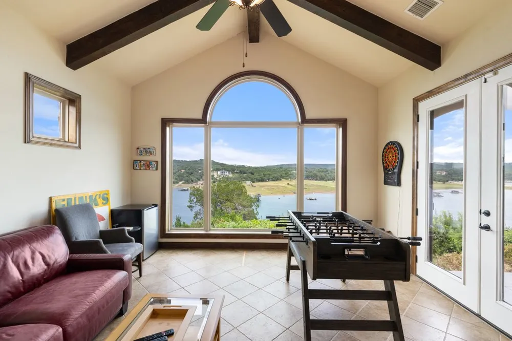 17508 Northlake Hills Drive Jonestown, TX 78645