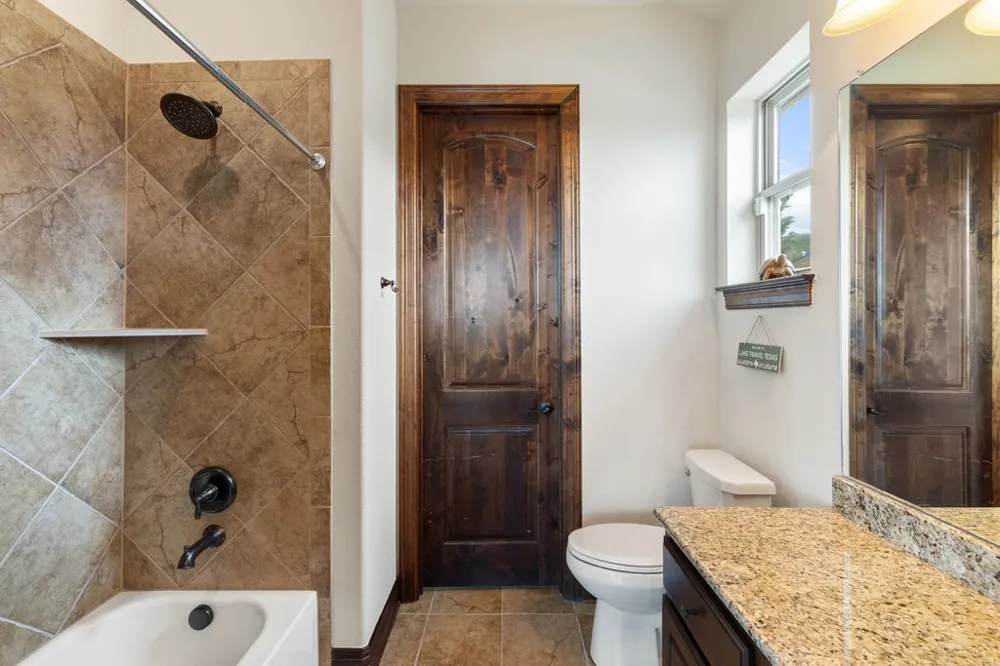 17508 Northlake Hills Drive Jonestown, TX 78645