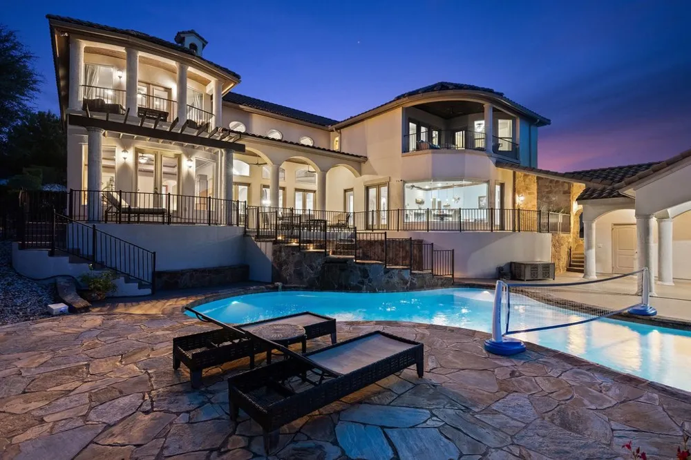 17508 Northlake Hills Drive Jonestown, TX 78645