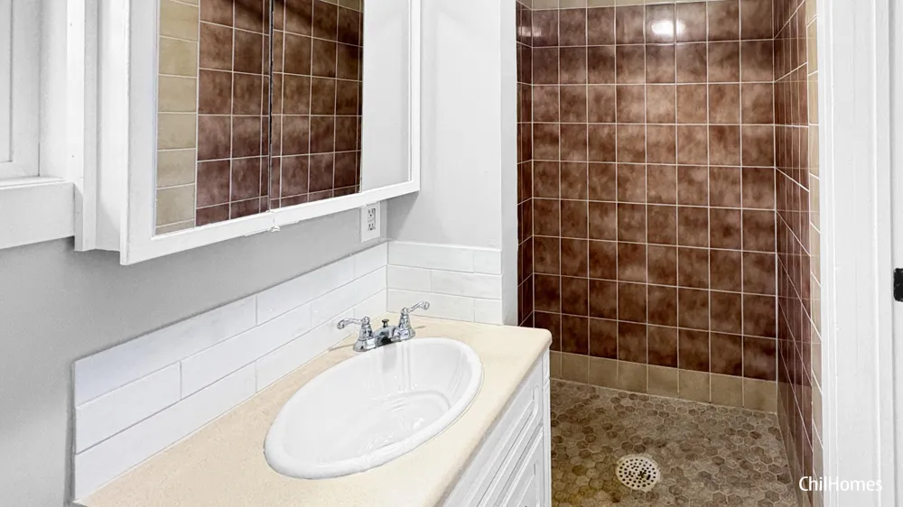 716 Root Street Belding, MI 48809