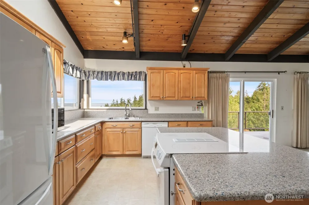 91 Huckleberry Circle Sequim, WA 98382