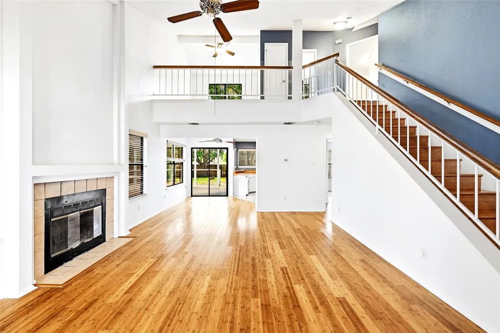 8401 Siskin Cove Austin, TX 78745