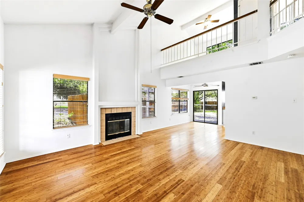 8401 Siskin Cove Austin, TX 78745